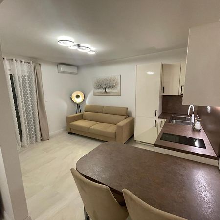 Apartmani Biokovo Makarska Ngoại thất bức ảnh